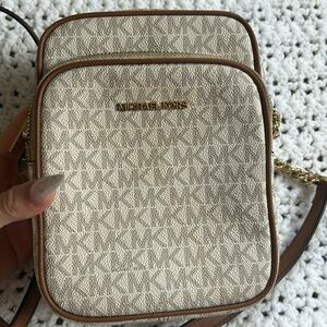 Michael Kors Jet Set Travel Signature PVC Medium Logo Chain Crossbody Flight Bag